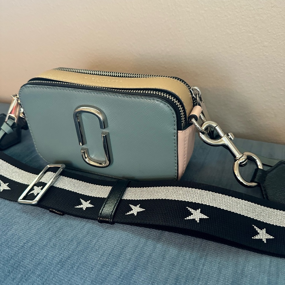 Marc Jacobs Camera Bag - Picture 2 of 6